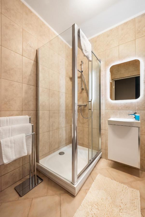 Praga Sulejkowska Comfort Apartment Varsóvia Exterior foto